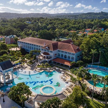 Sandals Ochi Beach All Inclusive Resort - Couples Only (Adults Only) Ocho Rios Dış mekan fotoğraf