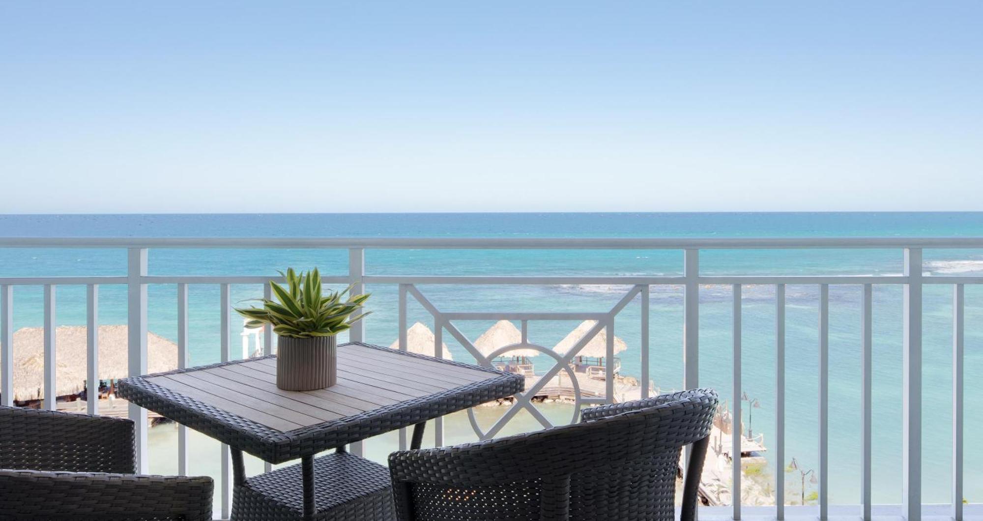 Sandals Ochi Beach All Inclusive Resort - Couples Only (Adults Only) Ocho Rios Dış mekan fotoğraf