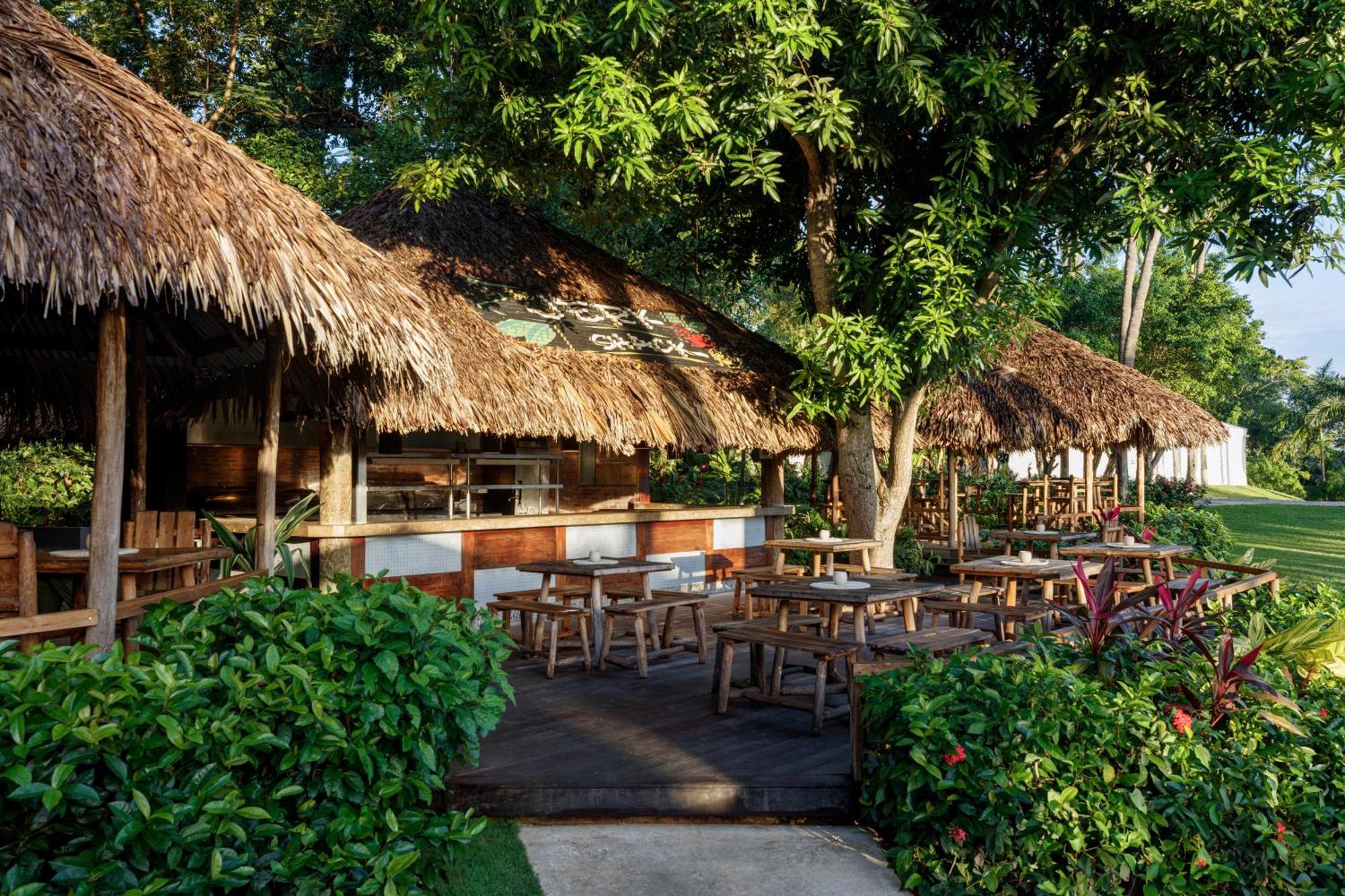 Sandals Ochi Beach All Inclusive Resort - Couples Only (Adults Only) Ocho Rios Dış mekan fotoğraf